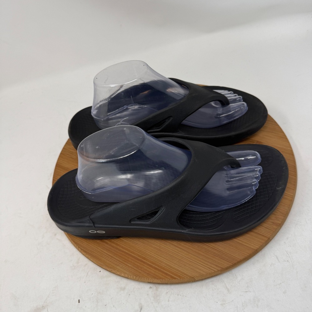 OOFOS OOriginal Sandal Black Recovery Flip Flop Comfort Unisex Men 9 Women 11